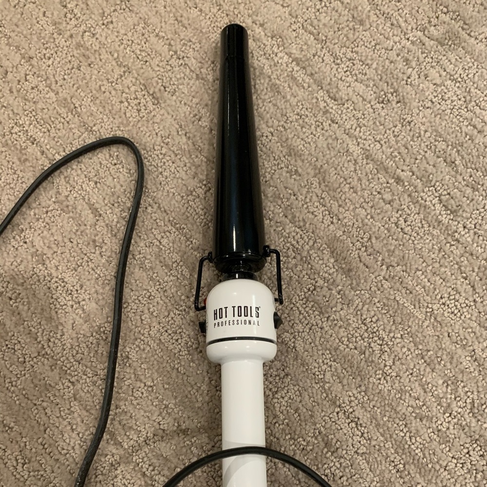 Hot Tools Spiral Curling Iron